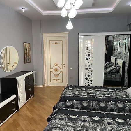 Park Azure Louvre Apartment Μπακού Εξωτερικό φωτογραφία