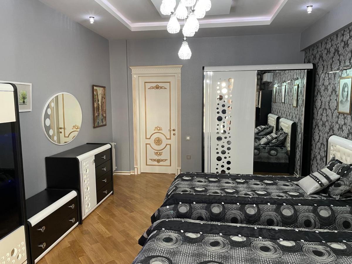 Park Azure Louvre Apartment Μπακού Εξωτερικό φωτογραφία
