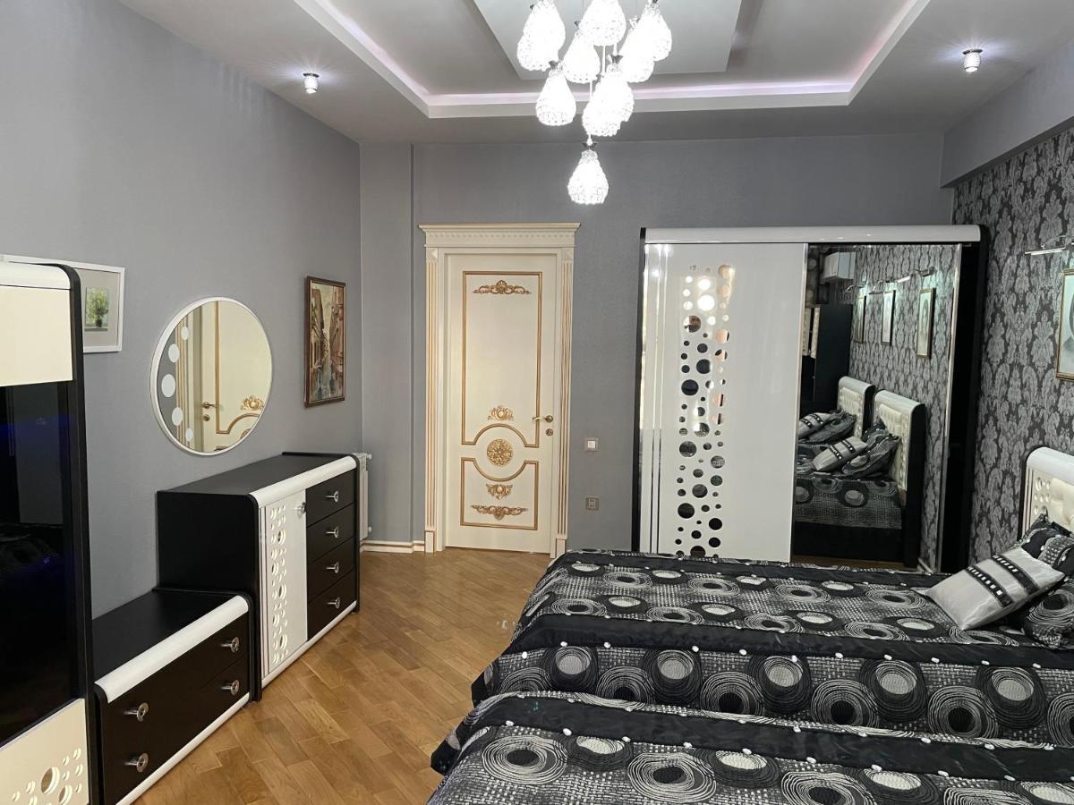 Park Azure Louvre Apartment Μπακού Εξωτερικό φωτογραφία