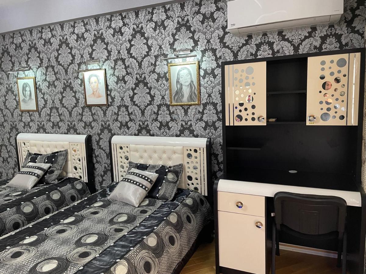 Park Azure Louvre Apartment Μπακού Εξωτερικό φωτογραφία