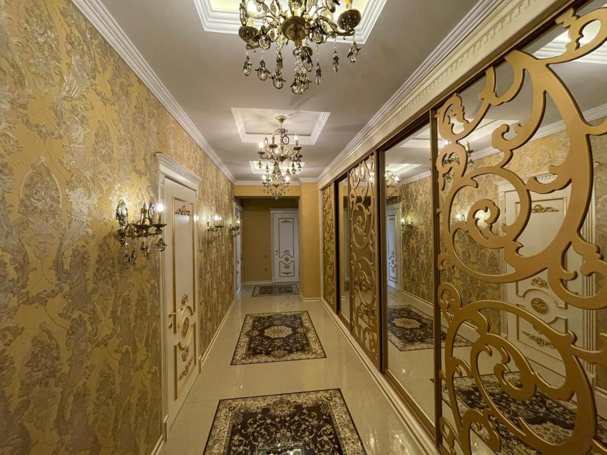 Park Azure Louvre Apartment Μπακού Εξωτερικό φωτογραφία