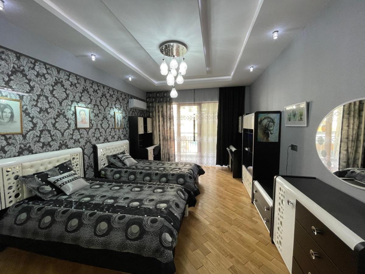 Park Azure Louvre Apartment Μπακού Εξωτερικό φωτογραφία
